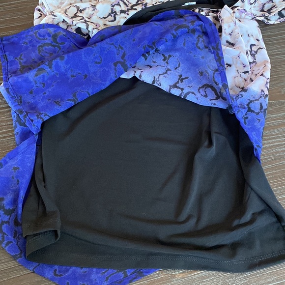 2/$20. Ricki’s asymmetrical blouse in size small two-tone with underlay. - Picture 4 of 7